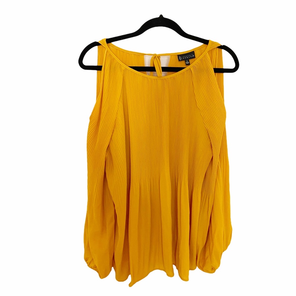 Bobeau Pleated  Open Shoulder Ballon Sleeve Blouse
